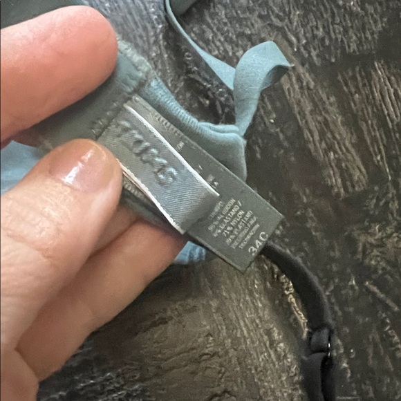 SKIMS Blue and Black Underwire Bra Set - Picture 3 of 3